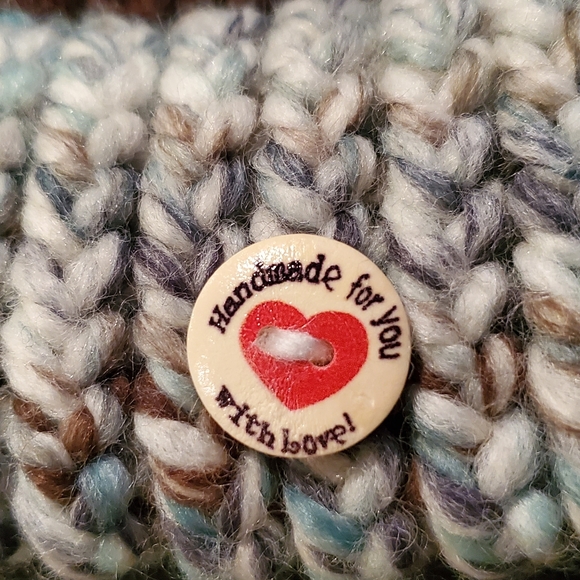 Hand knit hats - Picture 8 of 8